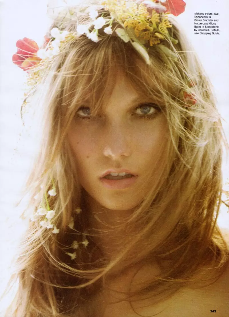 Karlie Kloss vum Mario Testino fir Allure