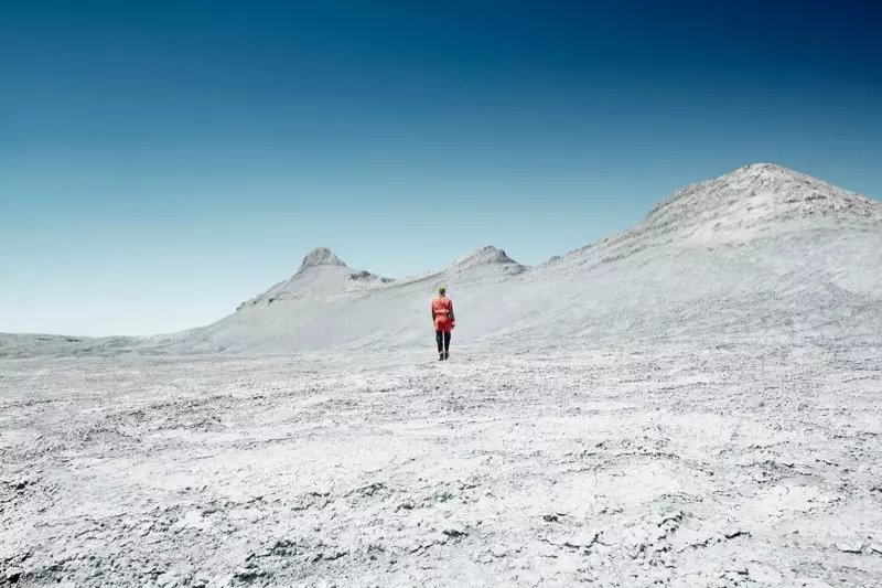 Egy kép Calvin Klein 2018. őszi reklámkampányából