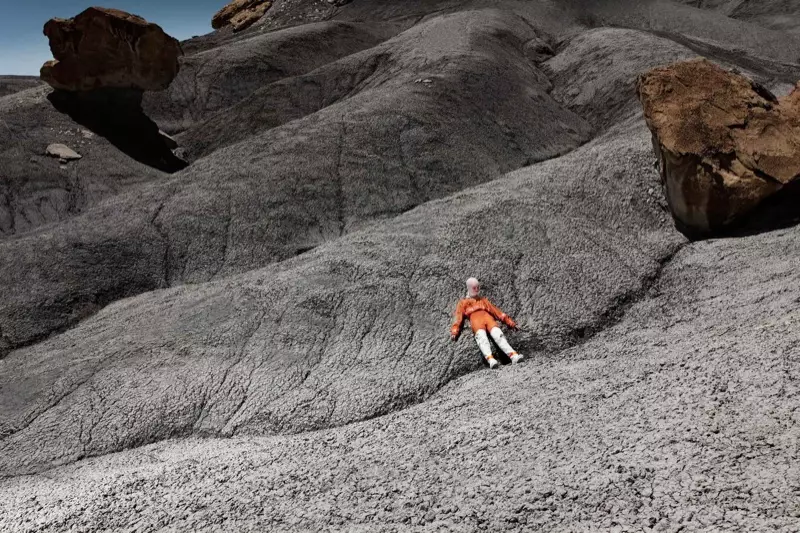 Egy fotó a Calvin Klein 2018-as őszi-téli kampányából