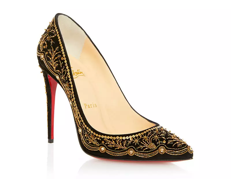 Christian Louboutin geborduurde Pigalle-pomp in goud $3,335