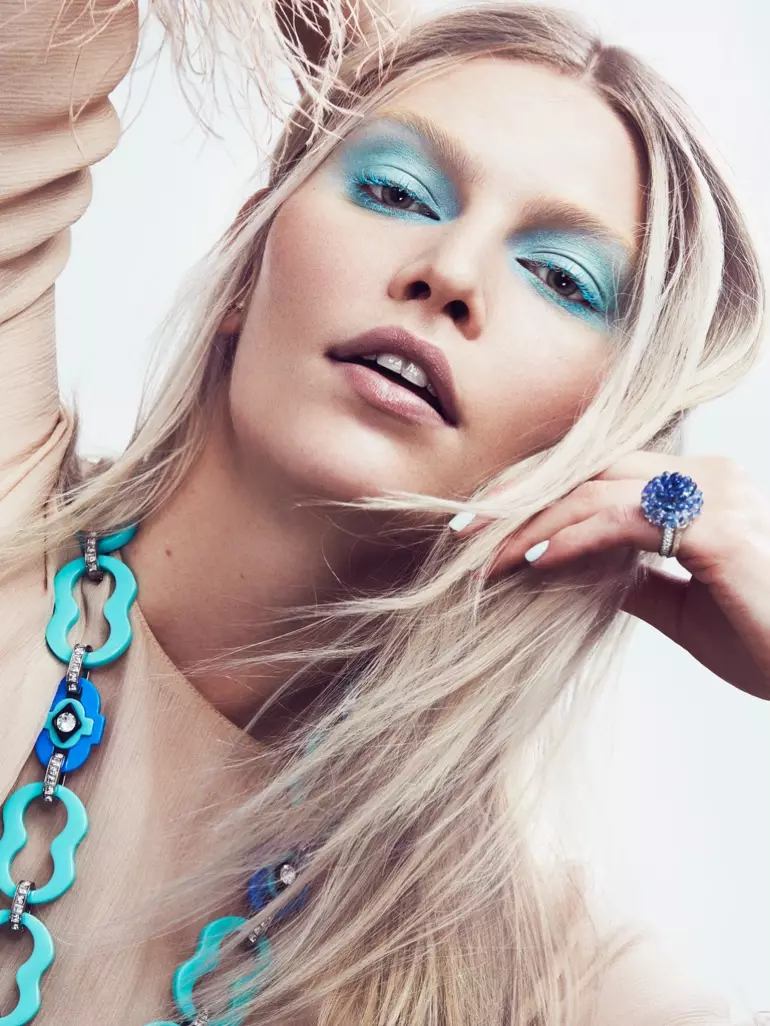 Aline Weber | Editorial Idea Solekan Pastel | Vogue Mexico