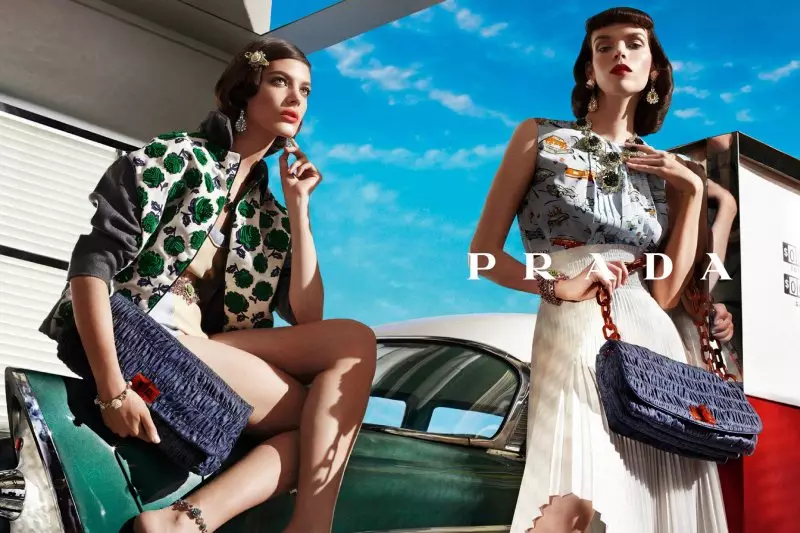 Natasha Poly, Guinevere van Seenus, Elise Crombez, Meghan Collison, Katryn Kruger & Ymre Stiekema fun Prada Orisun omi 2012 Ipolongo nipasẹ Steven Meisel