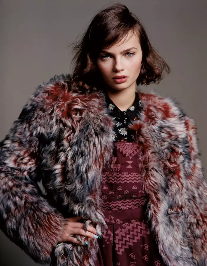 Alasdair McLellan fangt Rising Stars foar Topshop's Fall 2012 Campaign