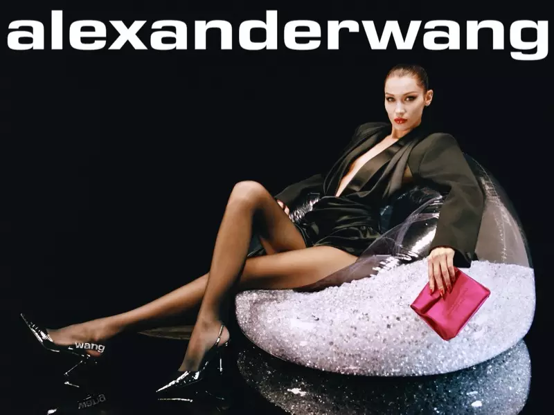 Alexander Wang, Collection 1 2020 kampaniyası üçün Bella Hadiddən istifadə edir