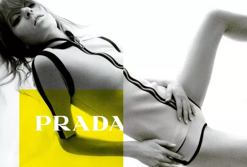 Prada kevad-suvi 2003 kampaania