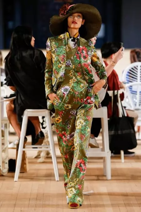 Koleksi Spring 2020 Marc Jacobs Apik banget