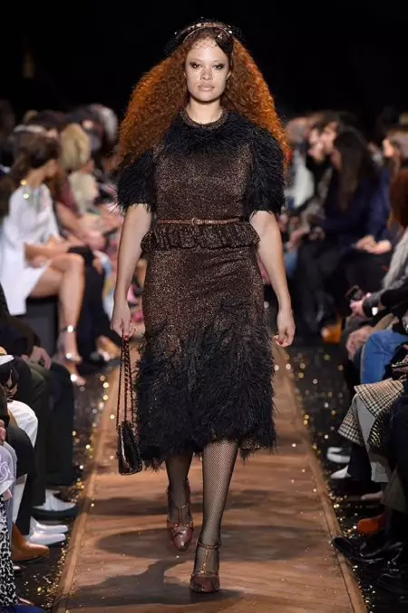 Michael Kors Channels Studio 54 untuk Musim Gugur 2019