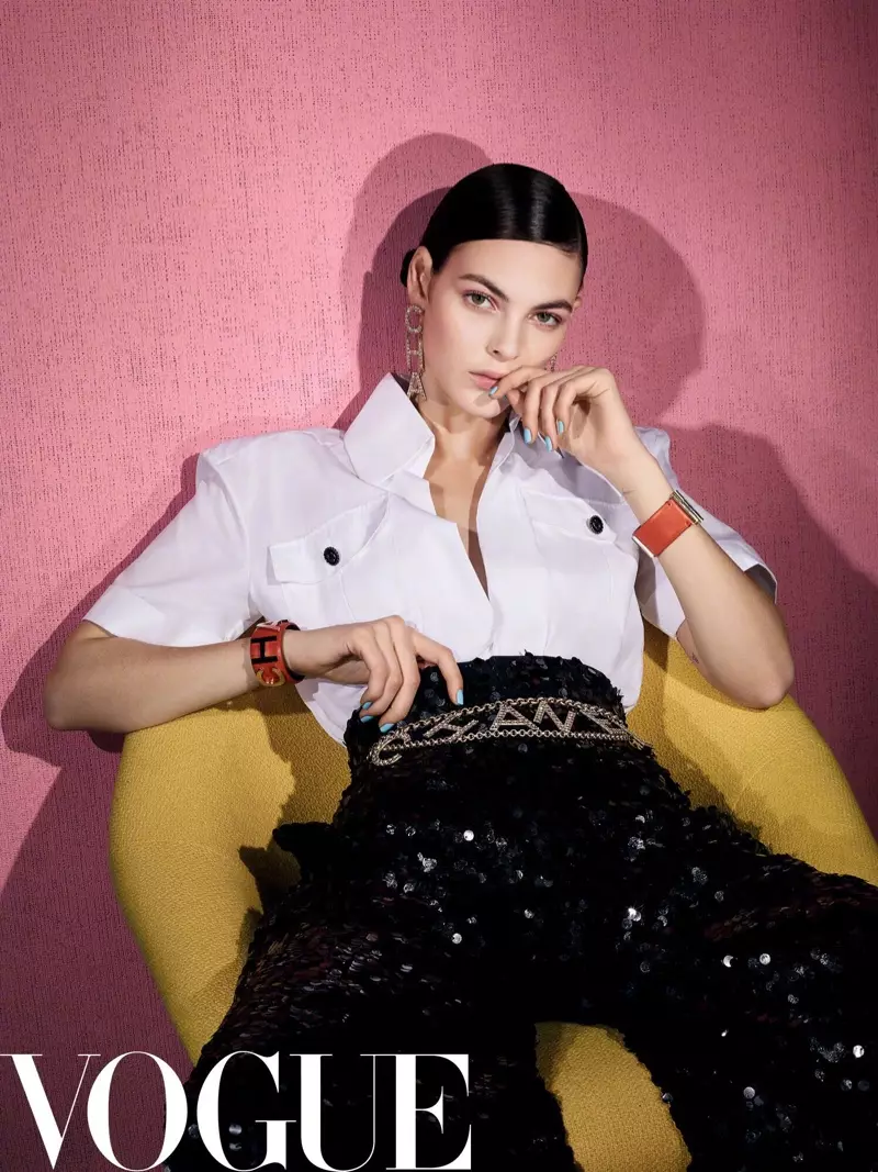 Vittoria Ceretti Vogue China 2019 նորաձևության շապիկ