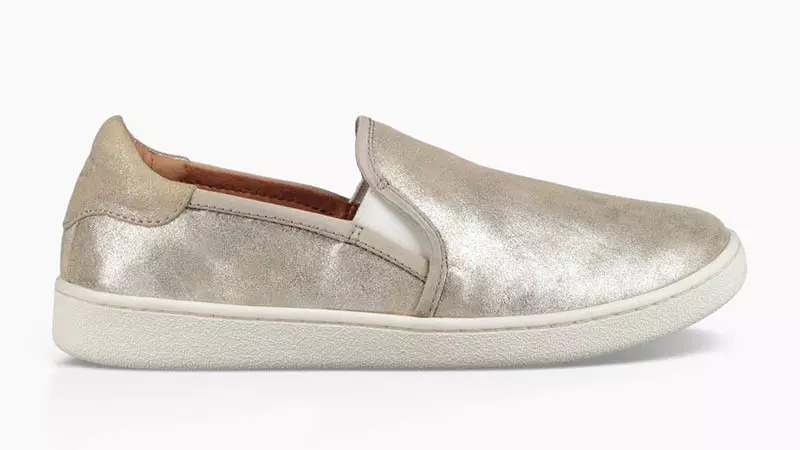 UGG CAS Stardust Sneakers $ 110