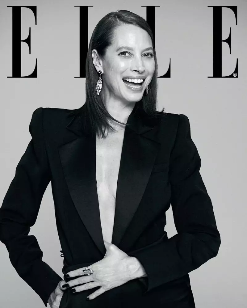 Christy Turlington dia manao akanjo kanto ho an'ny ELLE India