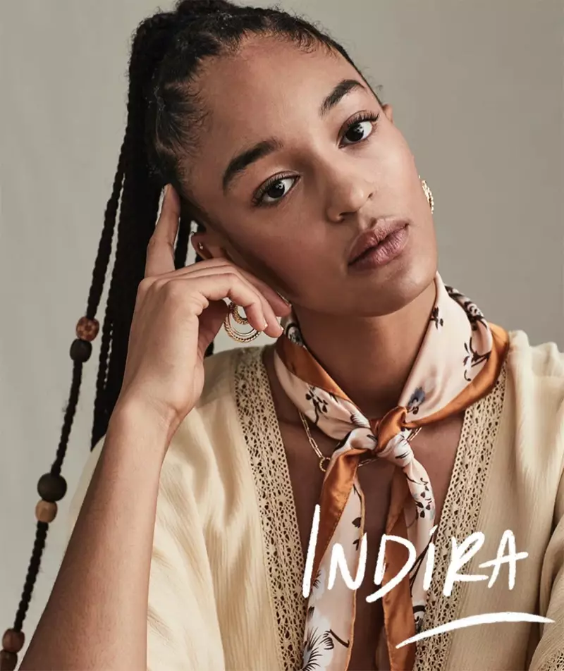 Si Indira Scott nag-pose alang sa Free People The Creative Spirit fall 2020 catalog.