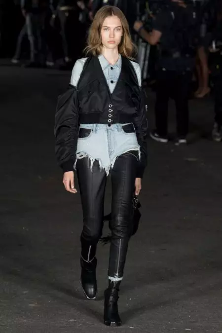 Alexander Wang მოაქვს წვეულება 2018 წლის გაზაფხულის კოლექციაში