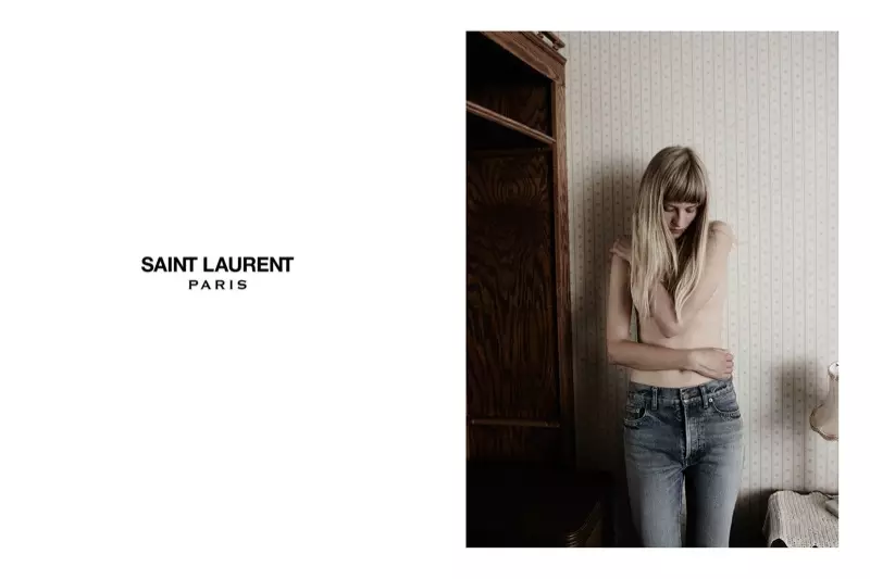 A actriz Klara Kristin enfronta a Saint Laurent Summer Images