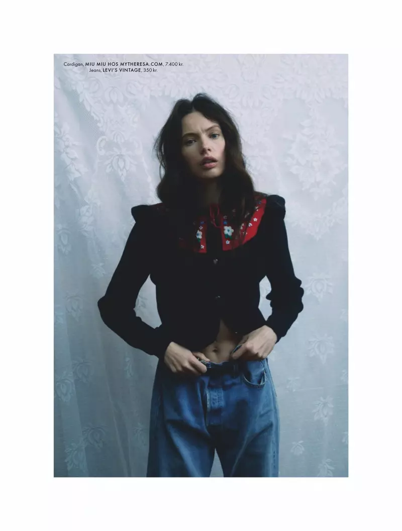 Anna Mila ug Mona Wear Romantic Looks para sa ELLE Denmark