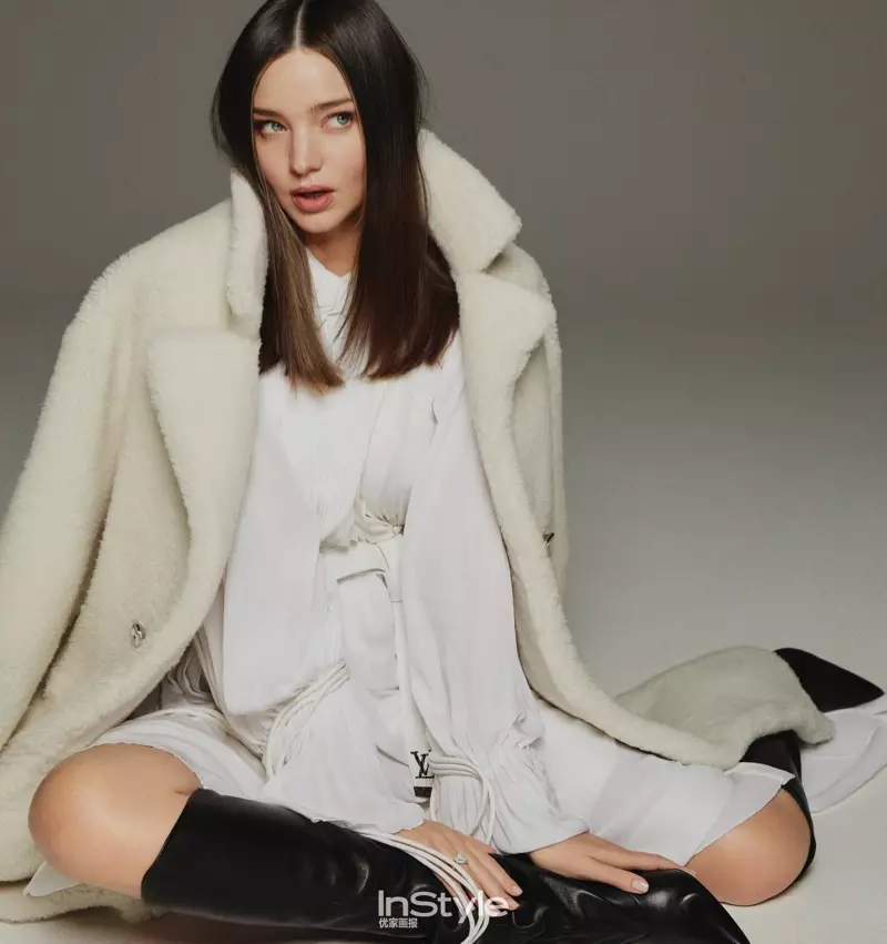 Mae Miranda Kerr yn Edrych yn Chic ar gyfer InStyle China