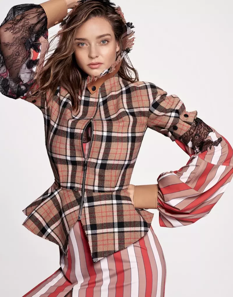 Apkabinantys raštai, Miranda Kerr modeliuoja Loewe švarką ir suknelę