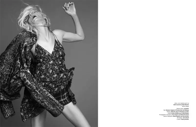 Kristen McMenamy Mendapat Grunge di Saint Laurent untuk Zoo #40 oleh Dancian