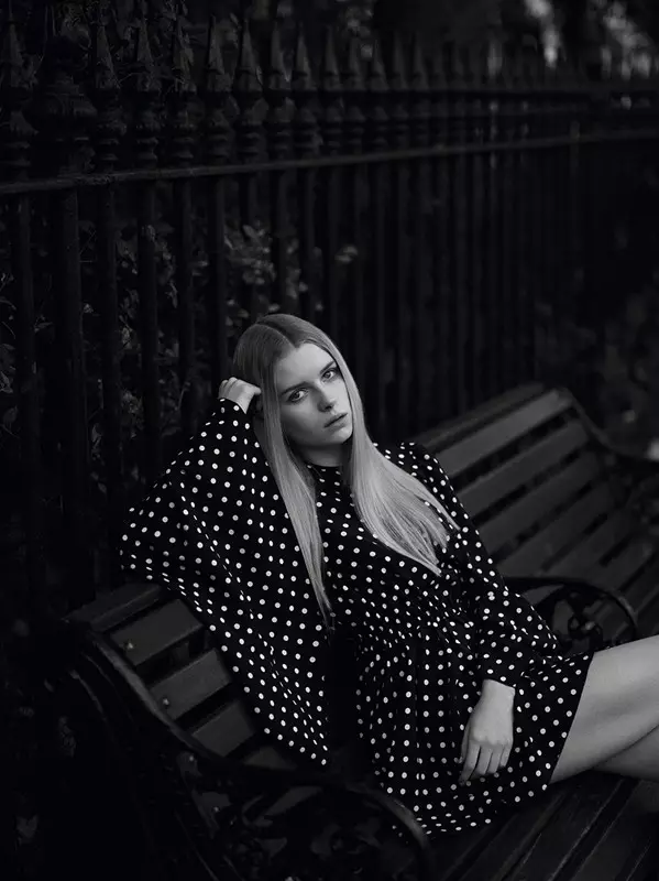 Δείτε το πρώτο editorial της Lottie Moss από το Dazed & Confused