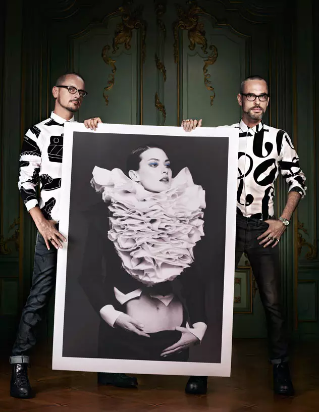 Viktor & Rolf ag Athchuairt ar Na hUrais is Mó atá acu do Vogue Netherlands le Philip Riches