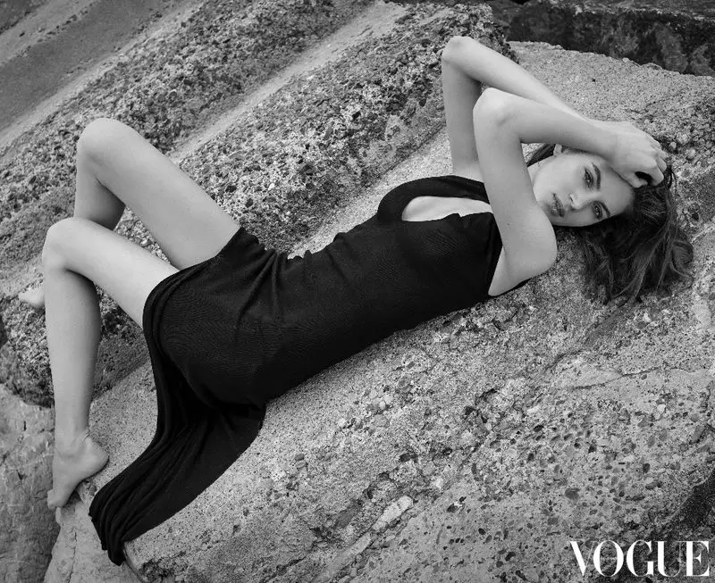 Valery Kaufman modella Chic Beach cerca Vogue Thailandia