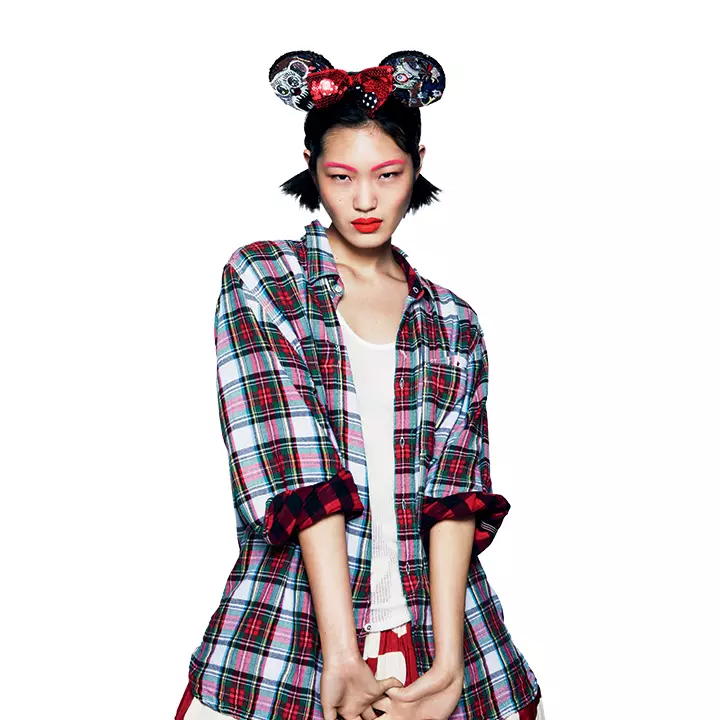 Cara Delevingne, Georgia May Jagger and More Sport Mouse Ears for Love #10