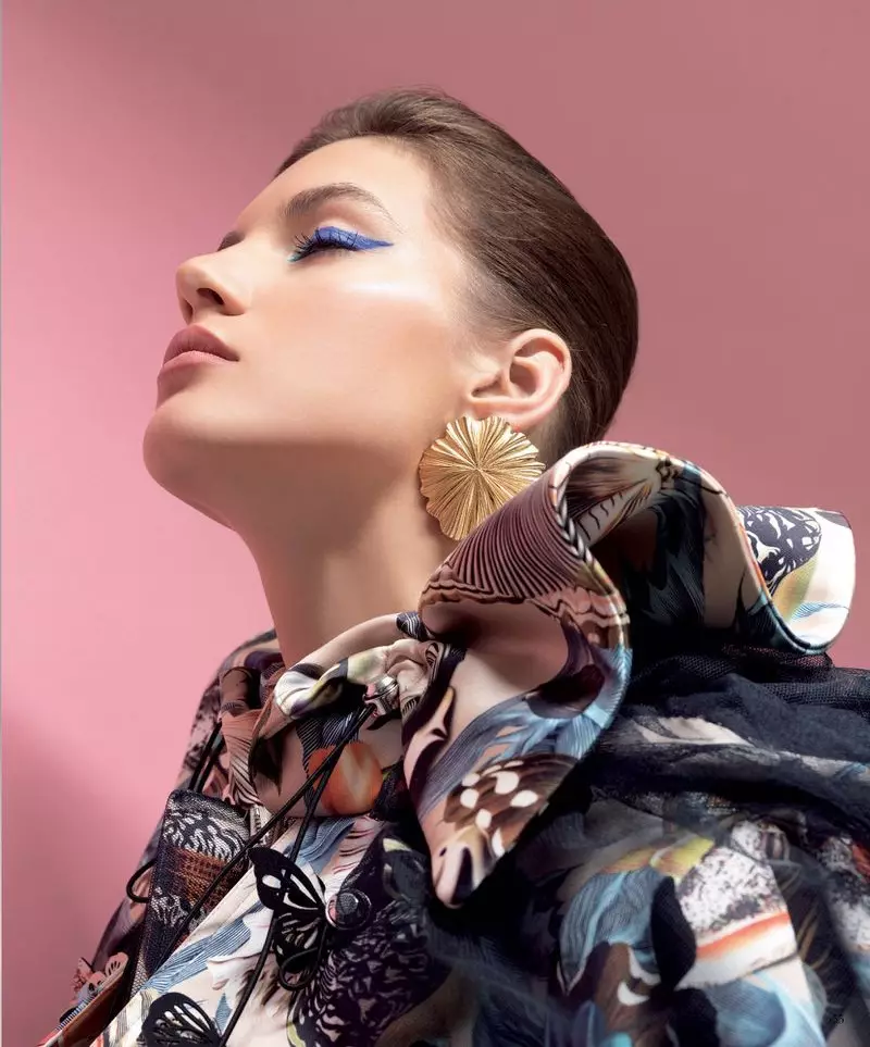 Valery Kaufman Harper's Bazaar Serbia සඳහා නවීන පෙනුමක් අඳියි