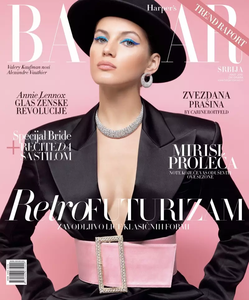 Valery Kaufman Nganggo Tampilan Canggih kanggo Harper's Bazaar Serbia