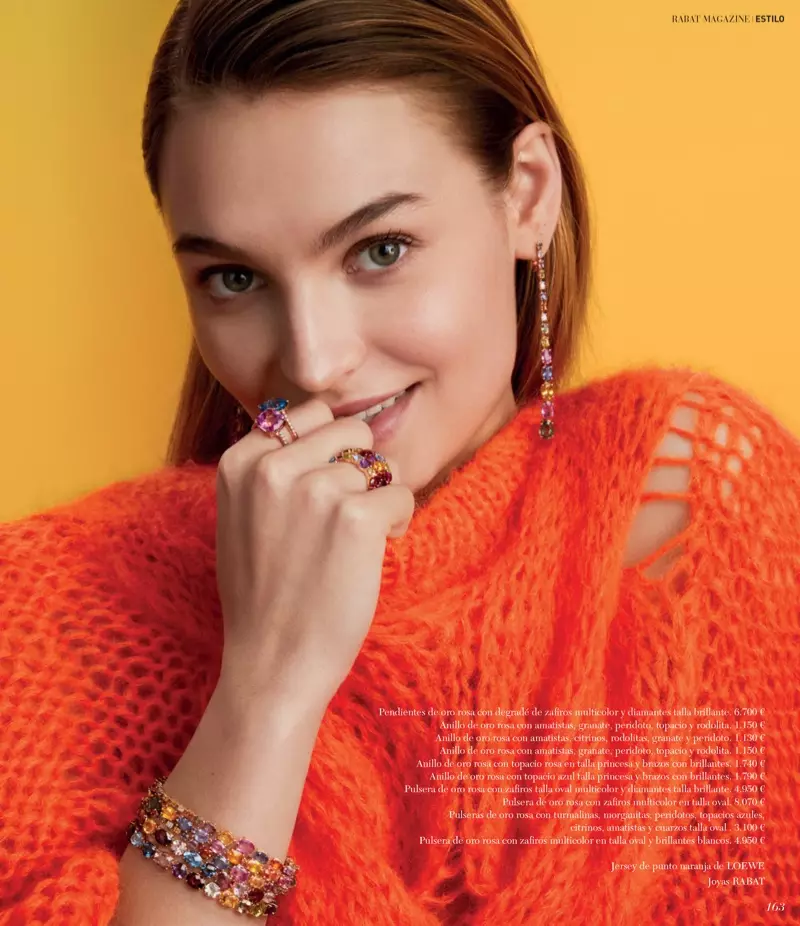 Roosmarijn de Kok posa en Vibrant Gems para a revista Rabat