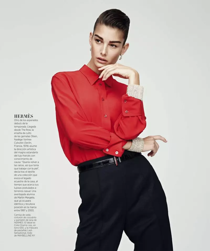 Ophelie Guillermand โพสท่าให้ Nagi Sakai ในฤดูใบไม้ร่วงมองหา Bazaar Spain