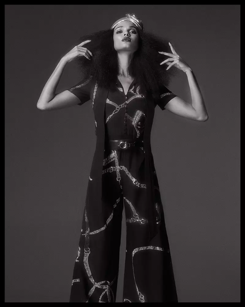 Daniela Braga Poses ing Divalicious Looks kanggo Vogue Brazil