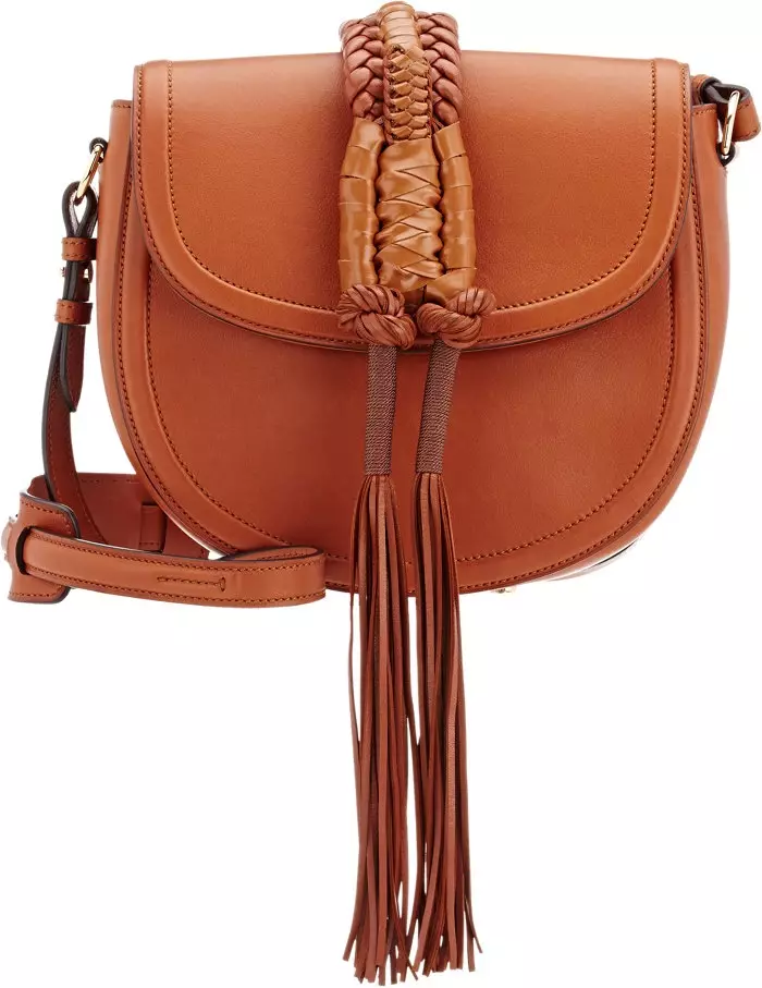 Available ang Altuzarra Ghianda Small Saddle Bag sa halagang $2,195