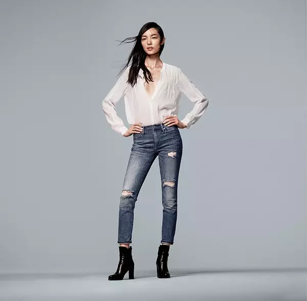 Kpakpando Fei Fei Sun na mgbasa ozi denim nke Gap's spring 2016