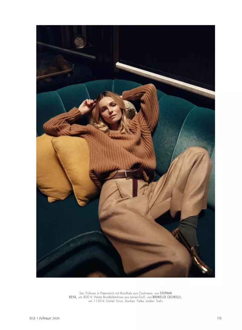 Valentina Zelyaeva ماڊلز Chic Street Styles for ELLE Germany