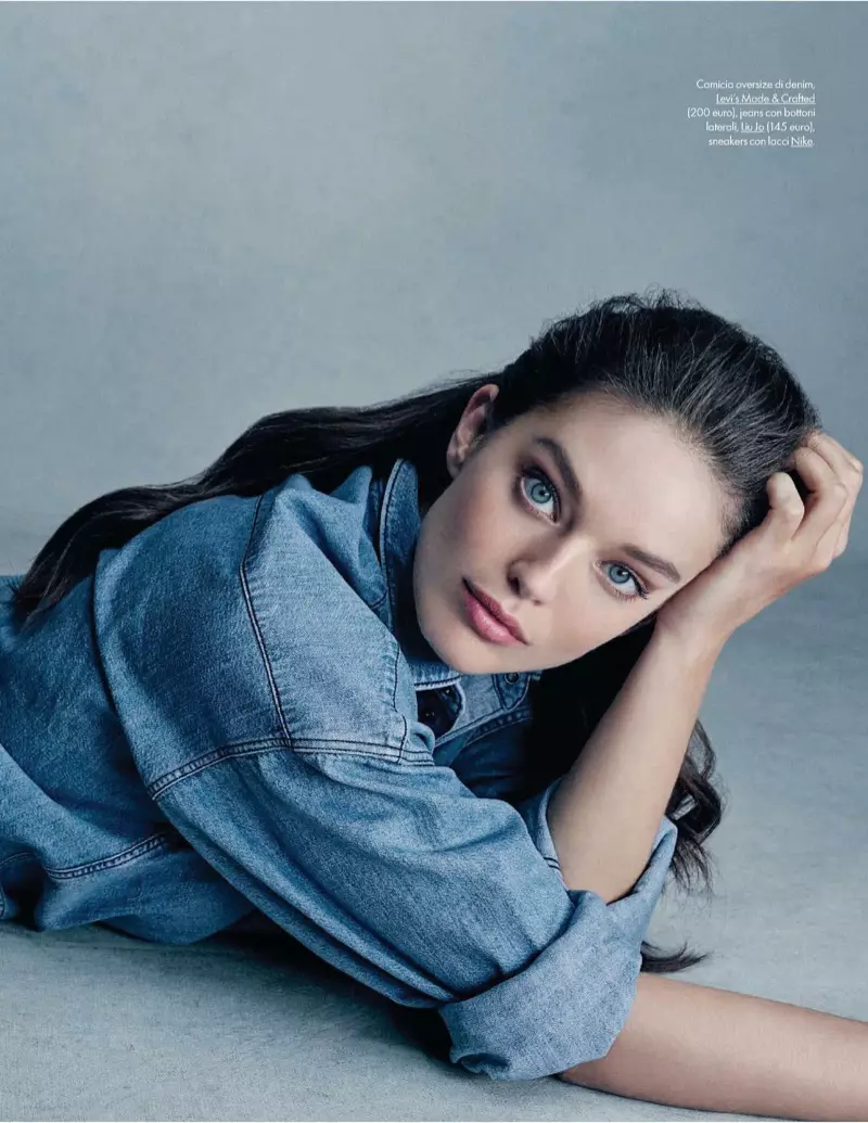 Emily DiDonato làm người mẫu với phong cách denim mát mẻ cho ELLE Italy