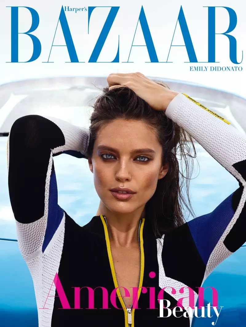 ემილი დიდონატო ხვდება სანაპიროზე Harper's Bazaar საბერძნეთში