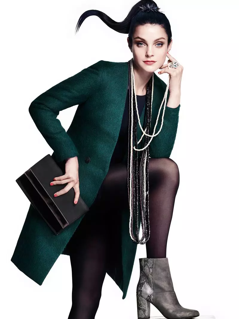 Jessica Stam සහ Arlenis Sosa Model H&M හි නවතම උපාංග