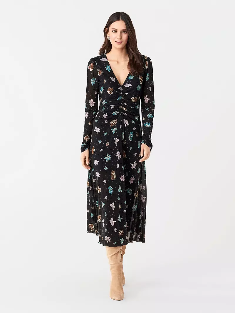 រ៉ូប DVF Vanessa Tissue Jersey Midi តម្លៃ ៤២៨ ដុល្លារ