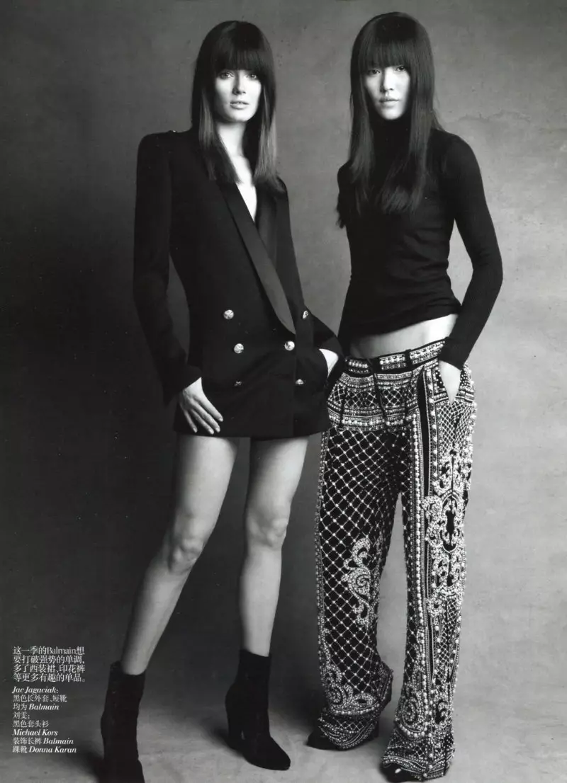 Liu Wen و Jac Jagaciak برای پاییز در Vogue China جولای 2012 توسط Patrick Demarchelier آماده می شوند