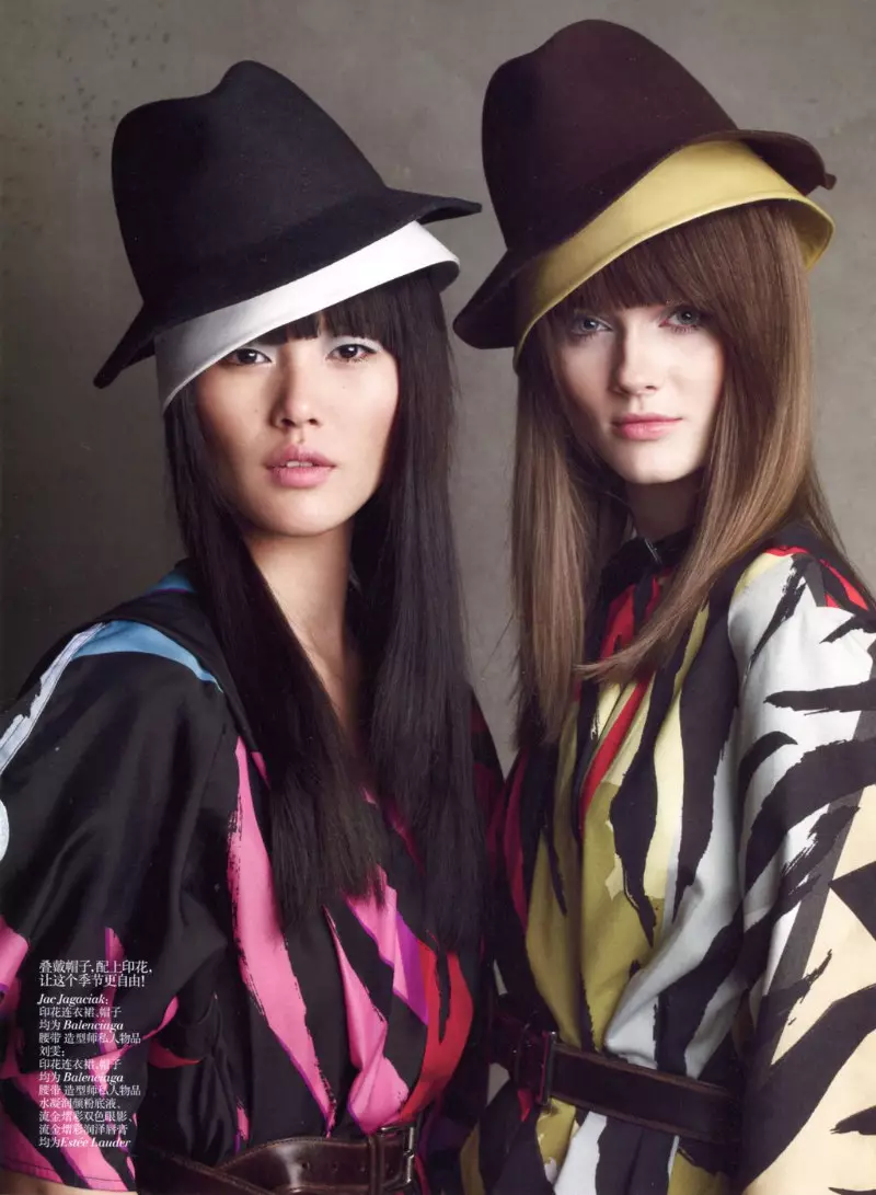 劉雯和 Jac Jagaciak 為 2012 年 7 月的《Vogue》中國秋季做好準備，Patrick Demarchelier