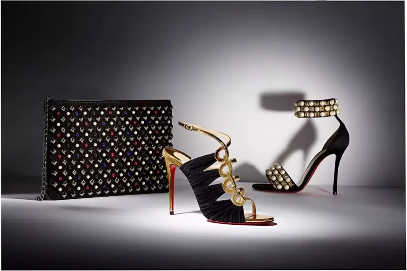 Christian Louboutin Tudor Loubiposh Clutch, Tina Cage Sandals ndi Tudor Bal Sandals (Kumanzere kupita Kumanja)