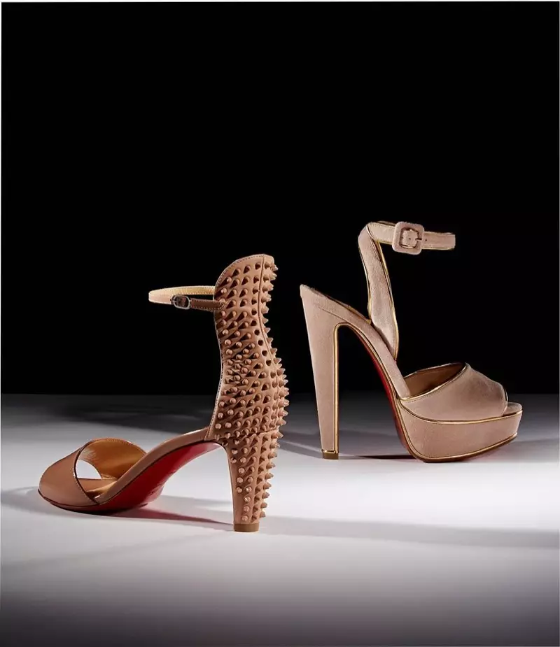 Sandales Christian Louboutin Trezanita et sandales à plateforme en daim Louloudance (de gauche à droite)