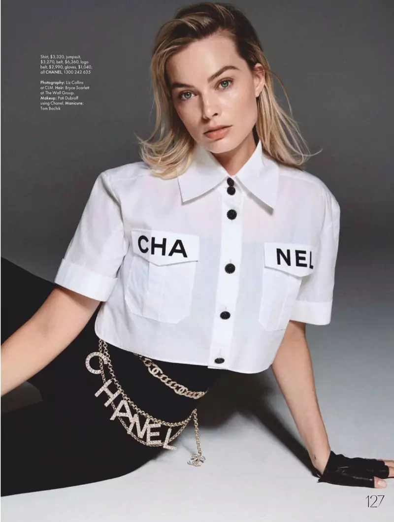 U-Margot Robbie unyakazisa ilogo ye-Chanel kulesi sithombe