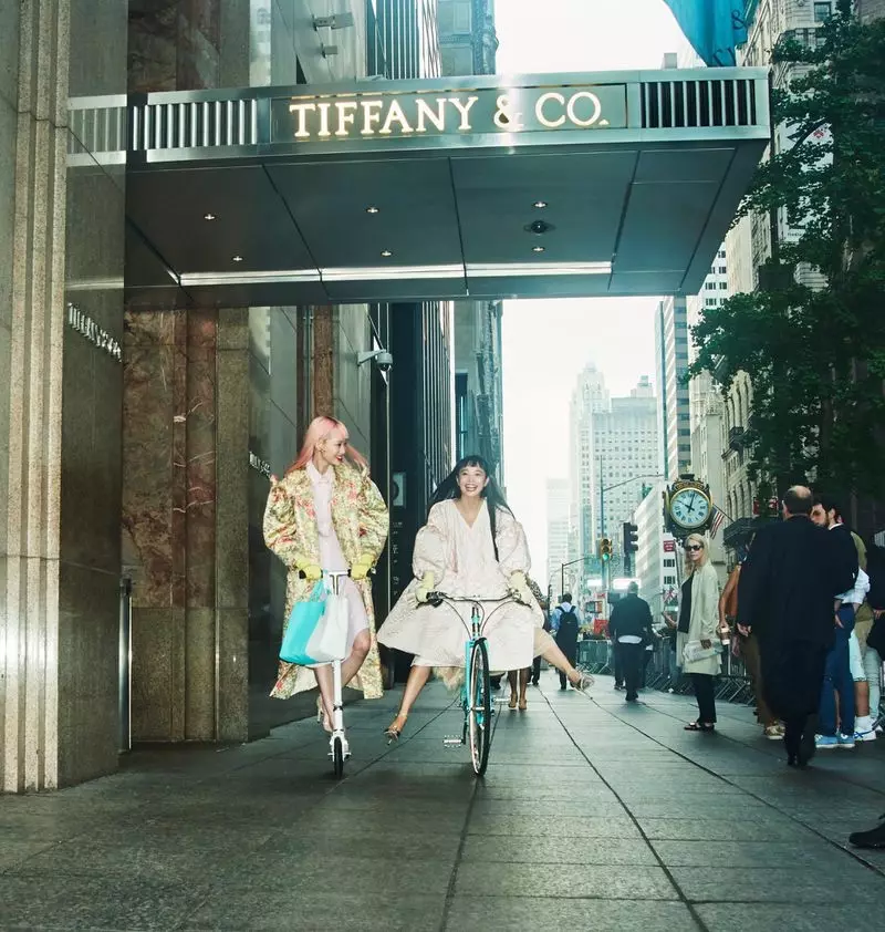 Fernanda Ly & Yuka Mannami Sinn NYC Meedercher fir Vogue Japan