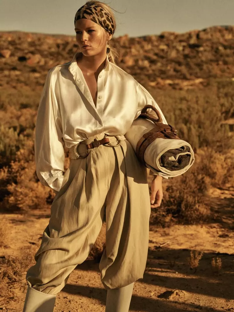 Anna Ewers przyjmuje styl safari dla Vogue Paris