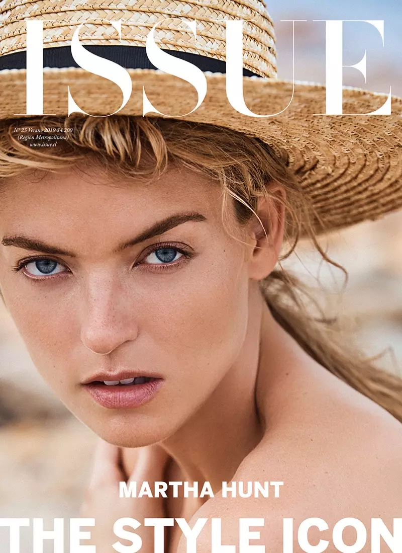 Η Martha Hunt Models Beach Fashion για το περιοδικό Issue