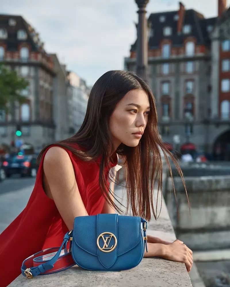 Bộ sưu tập túi mềm Louis Vuitton LV Pont 9.