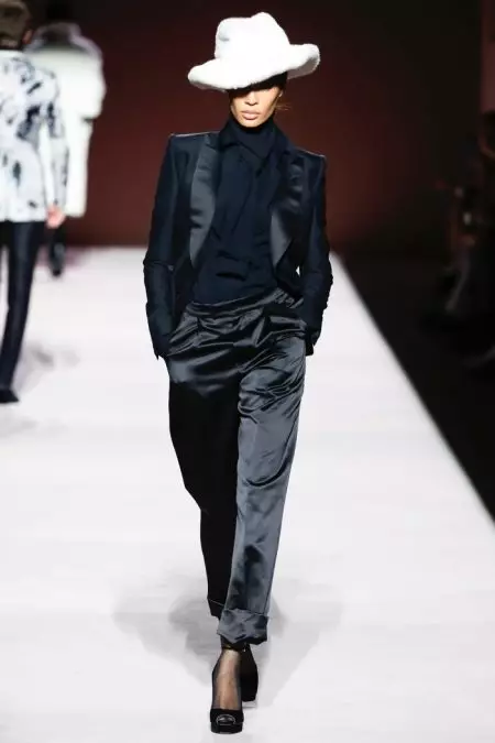 Tom Ford Exudes Elegance pikeun Fall 2019 Koléksi