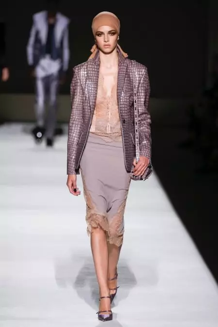 Tom Ford se enfoca en formas elegantes para la primavera de 2019