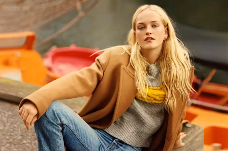 Jean Campbell Poses nyob rau lub caij nplooj zeeg Outerwear rau PORTER Kho