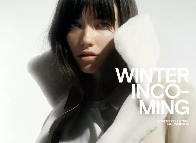 Grace Elizabeth가 Massimo Dutti Winter Incoming 사설에서 포즈를 취하고 있습니다.